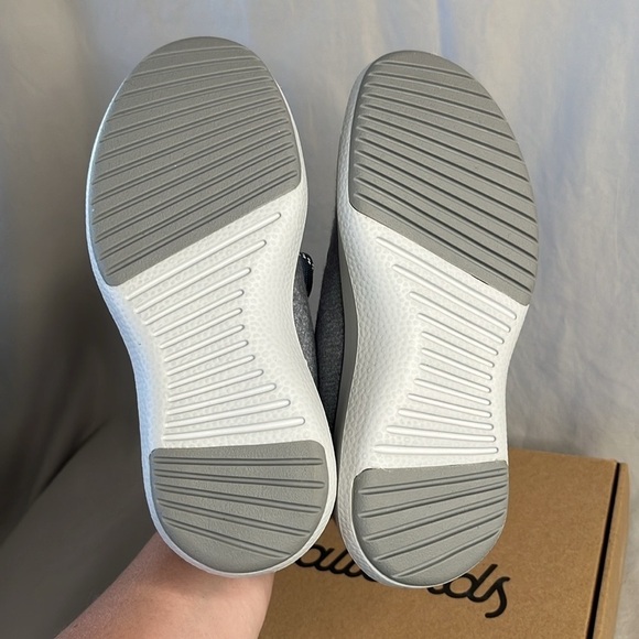 Allbirds Women's Wool Runner-up Mizzles - Picture 6 of 10